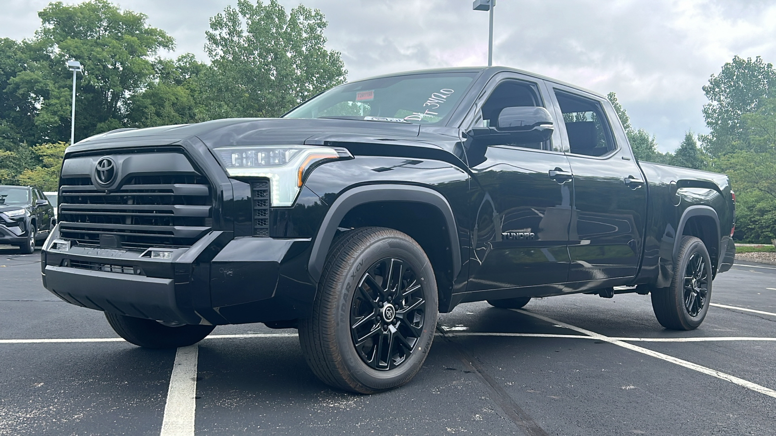 2024 Toyota Tundra 4WD Limited Hybrid 38