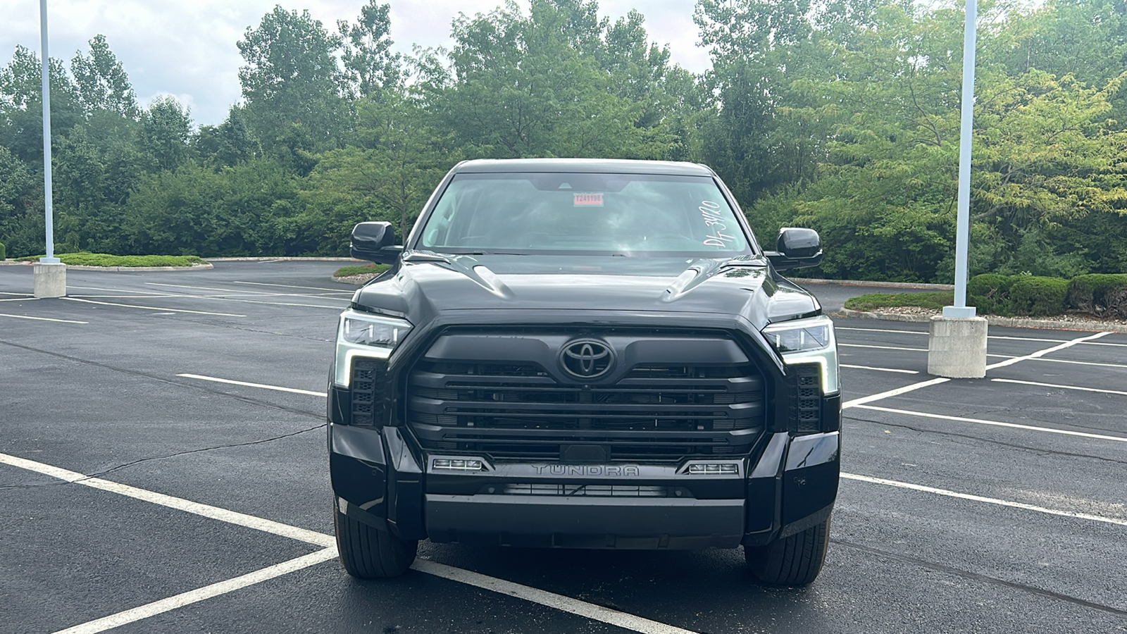 2024 Toyota Tundra 4WD Limited Hybrid 39