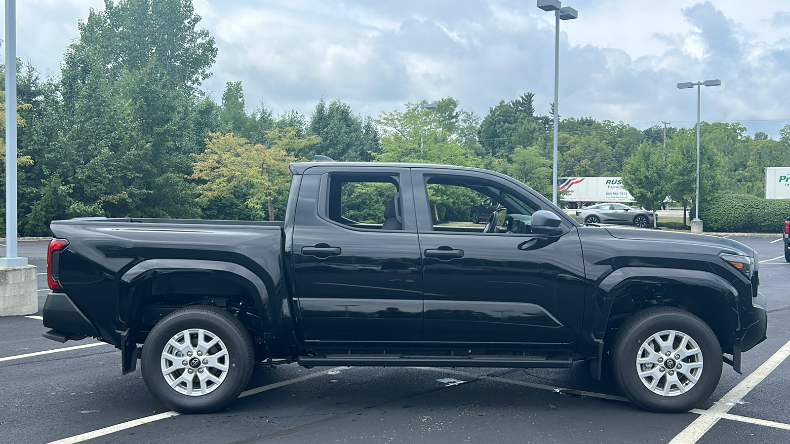 2024 Toyota Tacoma 4WD SR 3