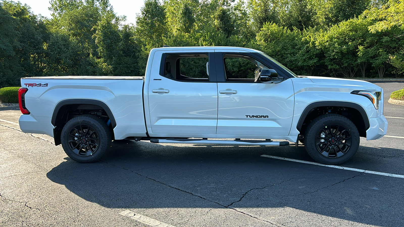 2024 Toyota Tundra 4WD Limited 3