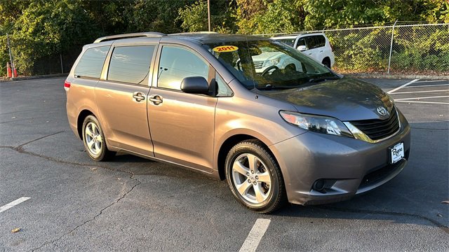 2011 Toyota Sienna Base 2