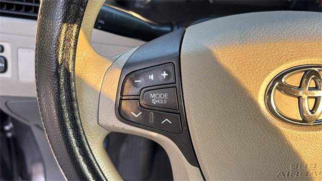 2011 Toyota Sienna Base 21