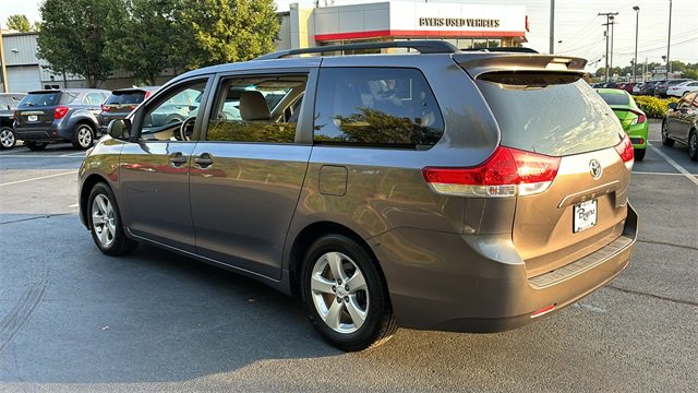 2011 Toyota Sienna Base 41