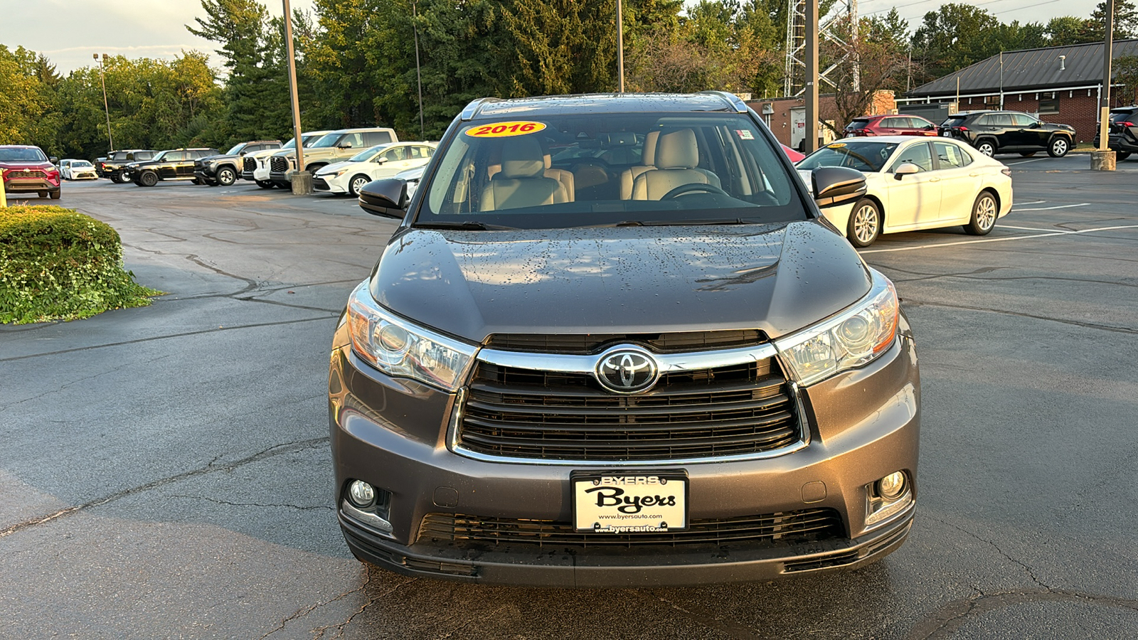 2016 Toyota Highlander Limited 9