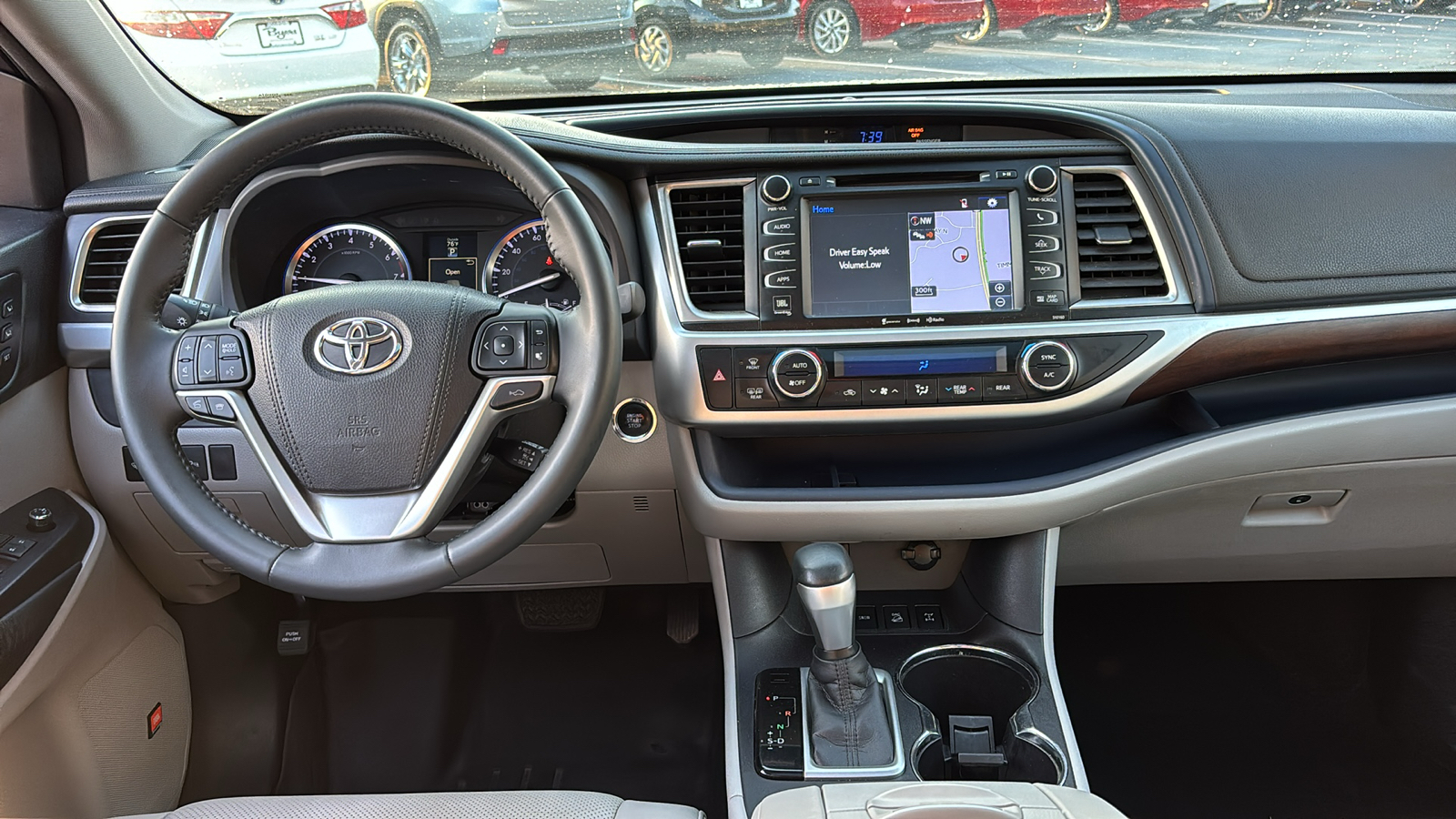 2016 Toyota Highlander Limited 38