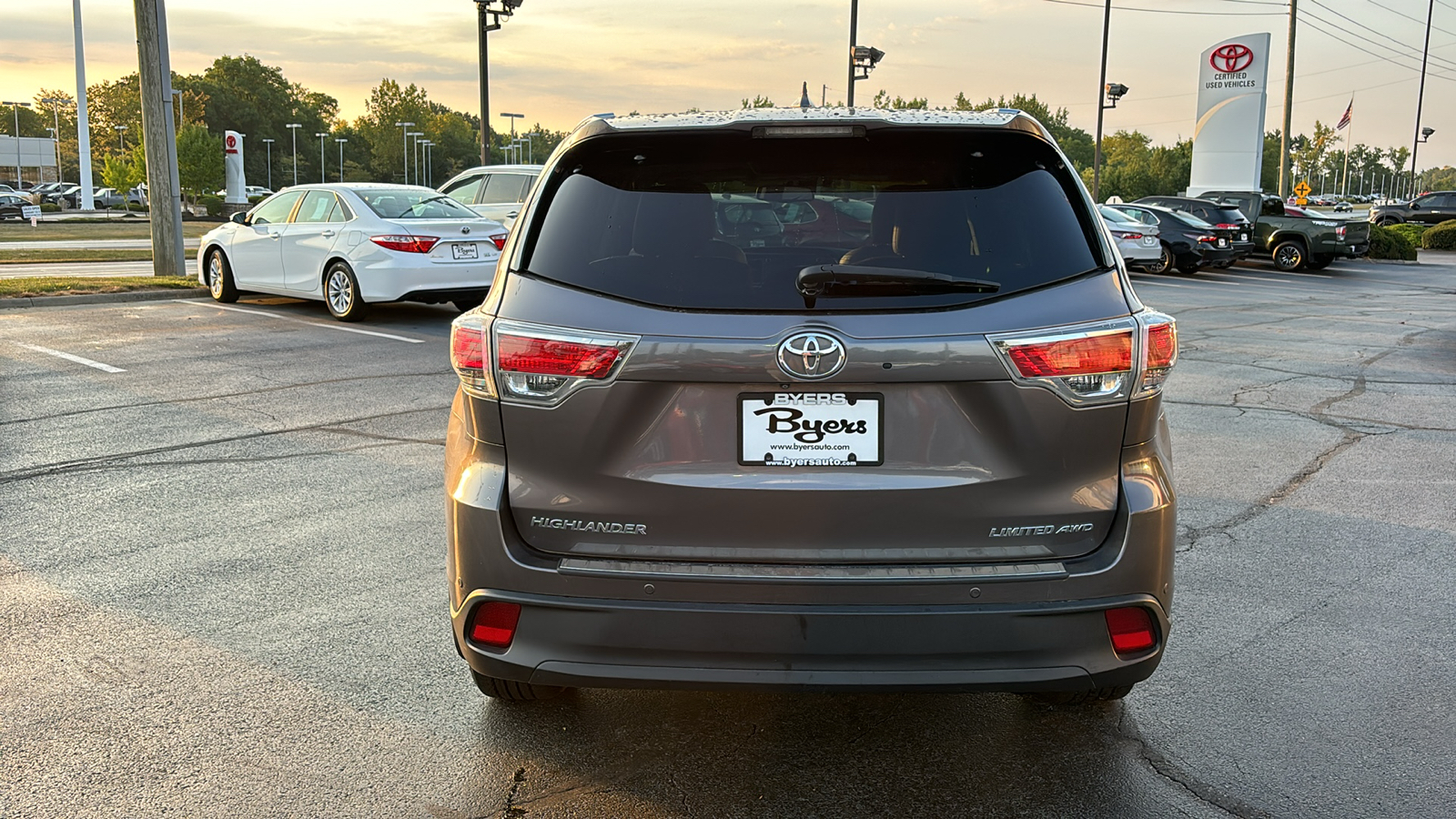 2016 Toyota Highlander Limited 42