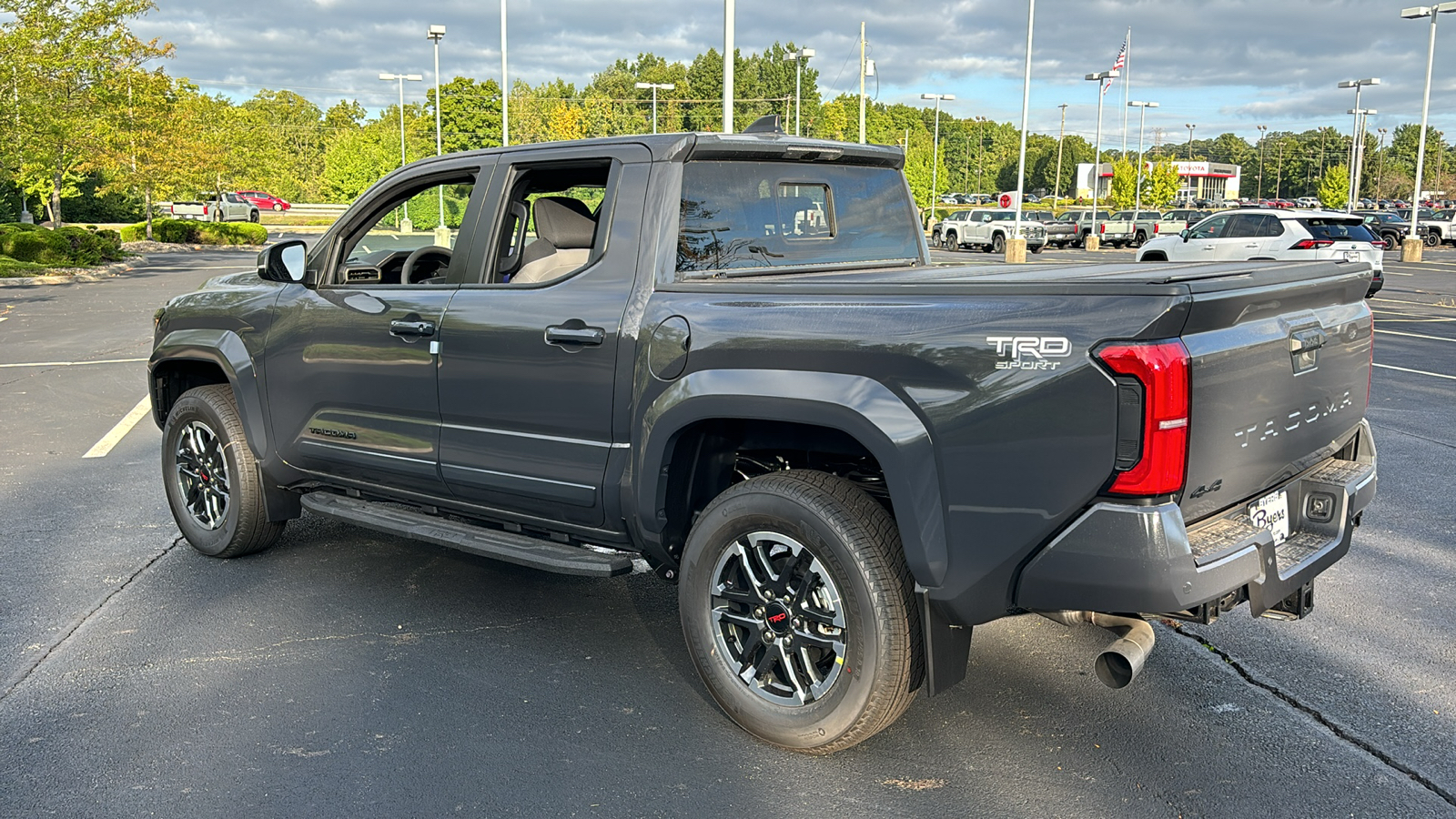 2024 Toyota Tacoma 4WD TRD Sport 14