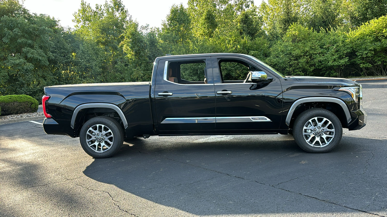 2024 Toyota Tundra 4WD 1794 Edition 3