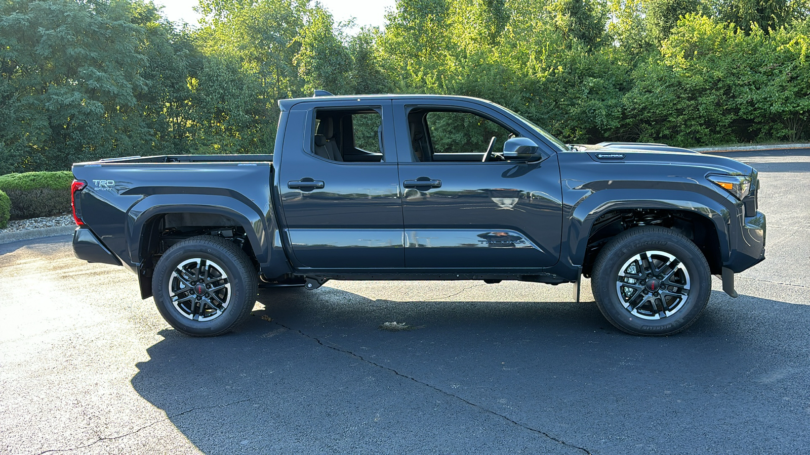 2024 Toyota Tacoma 4WD TRD Sport Hybrid 3