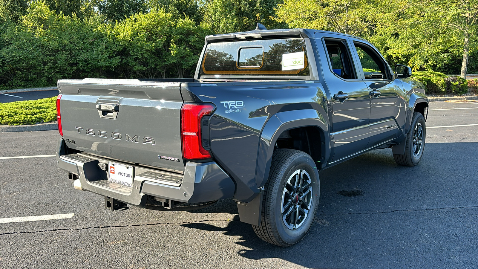 2024 Toyota Tacoma 4WD TRD Sport Hybrid 10