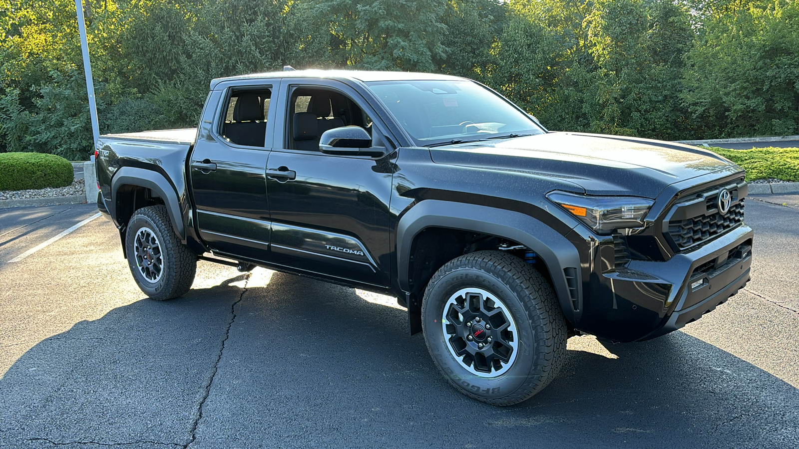 2024 Toyota Tacoma 4WD TRD Off-Road 2