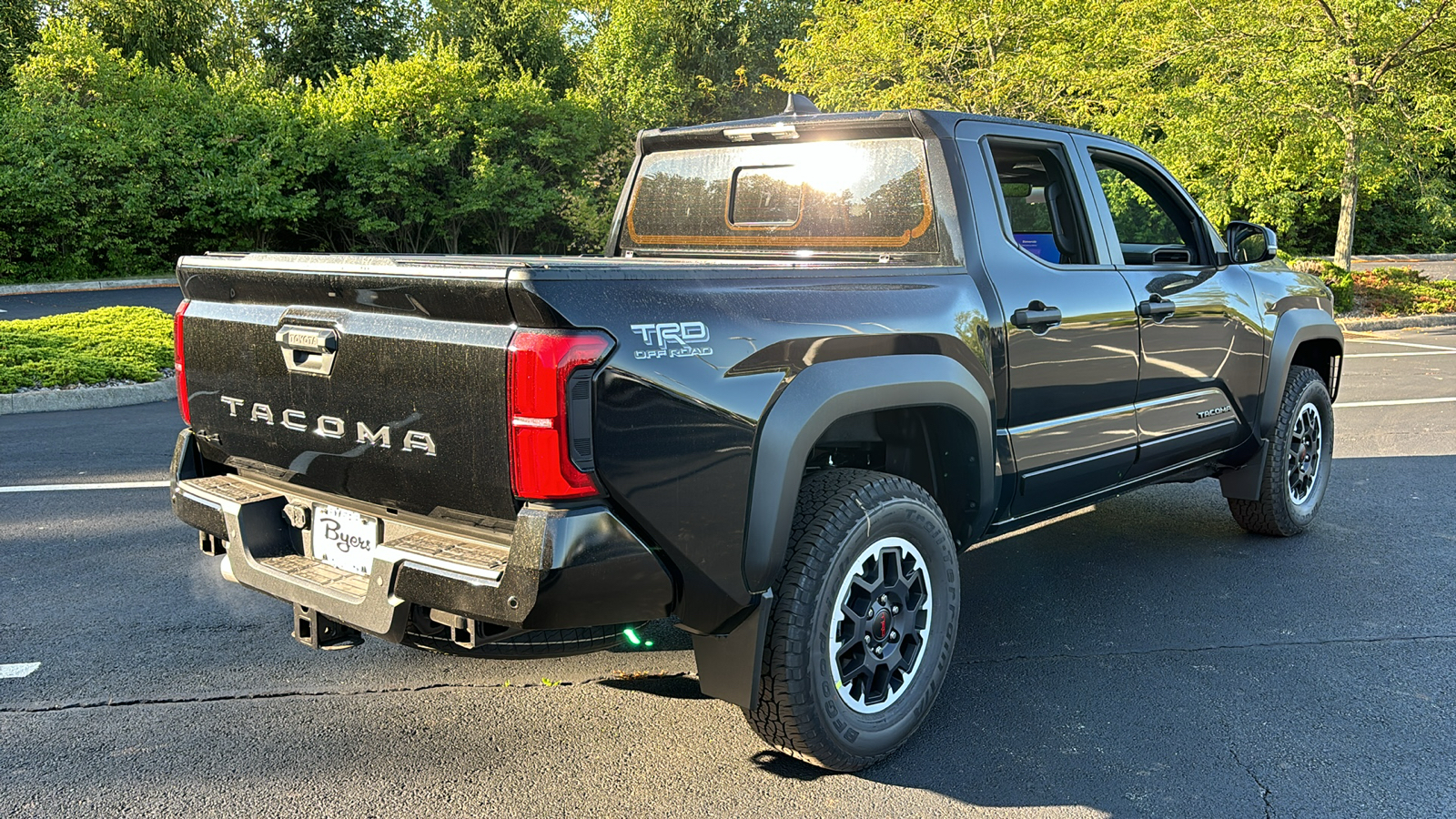 2024 Toyota Tacoma 4WD TRD Off-Road 10