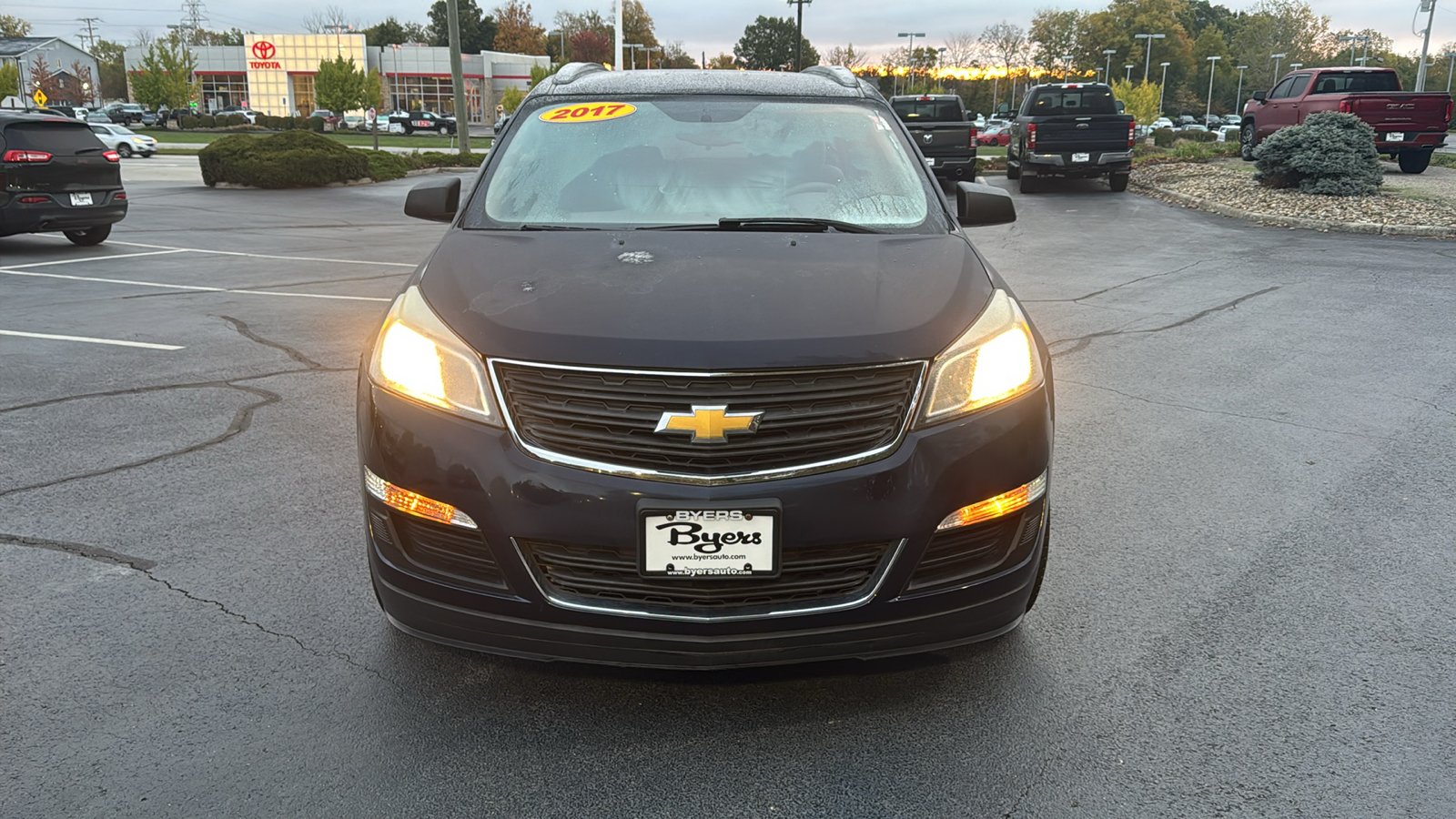 2017 Chevrolet Traverse LS 9