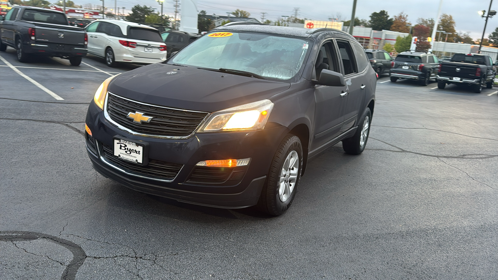 2017 Chevrolet Traverse LS 10