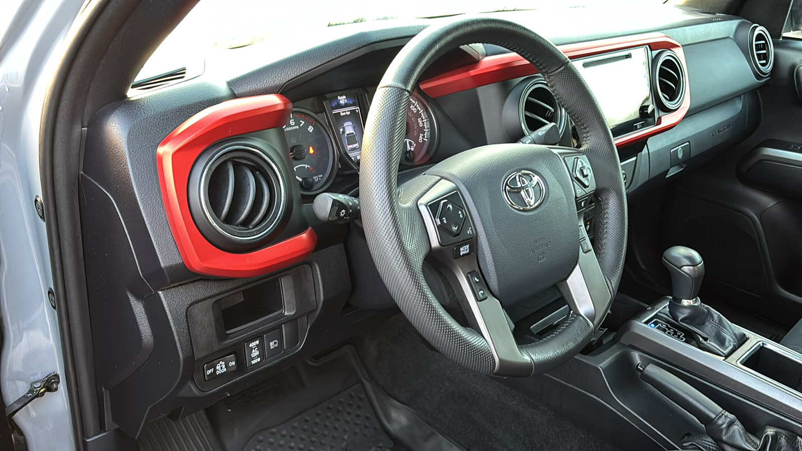 2019 Toyota Tacoma TRD Off-Road 15