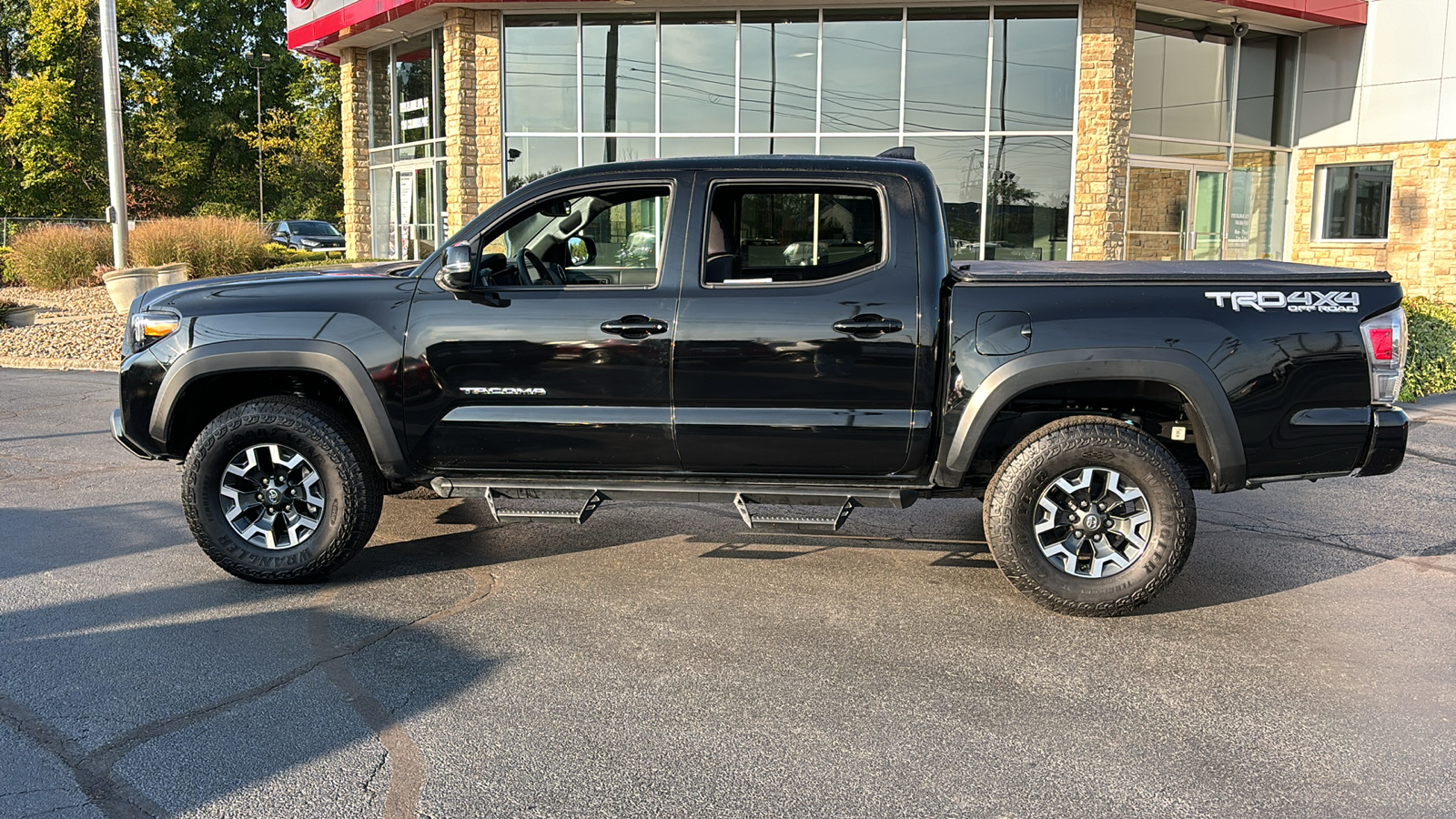 2023 Toyota Tacoma TRD Off-Road 11