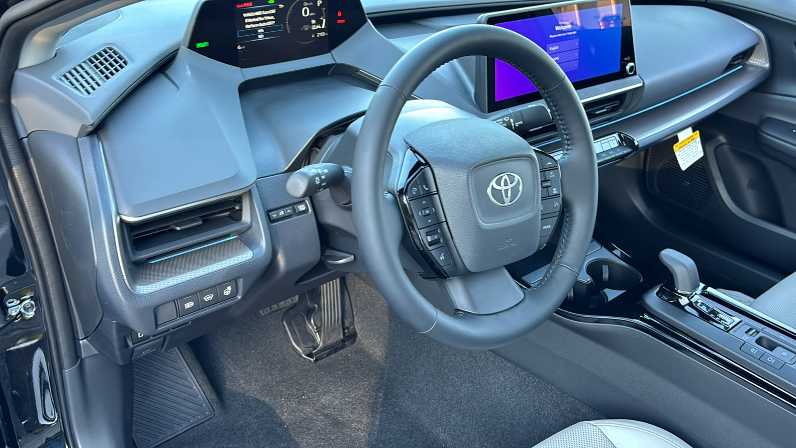 2024 Toyota Prius Limited 18