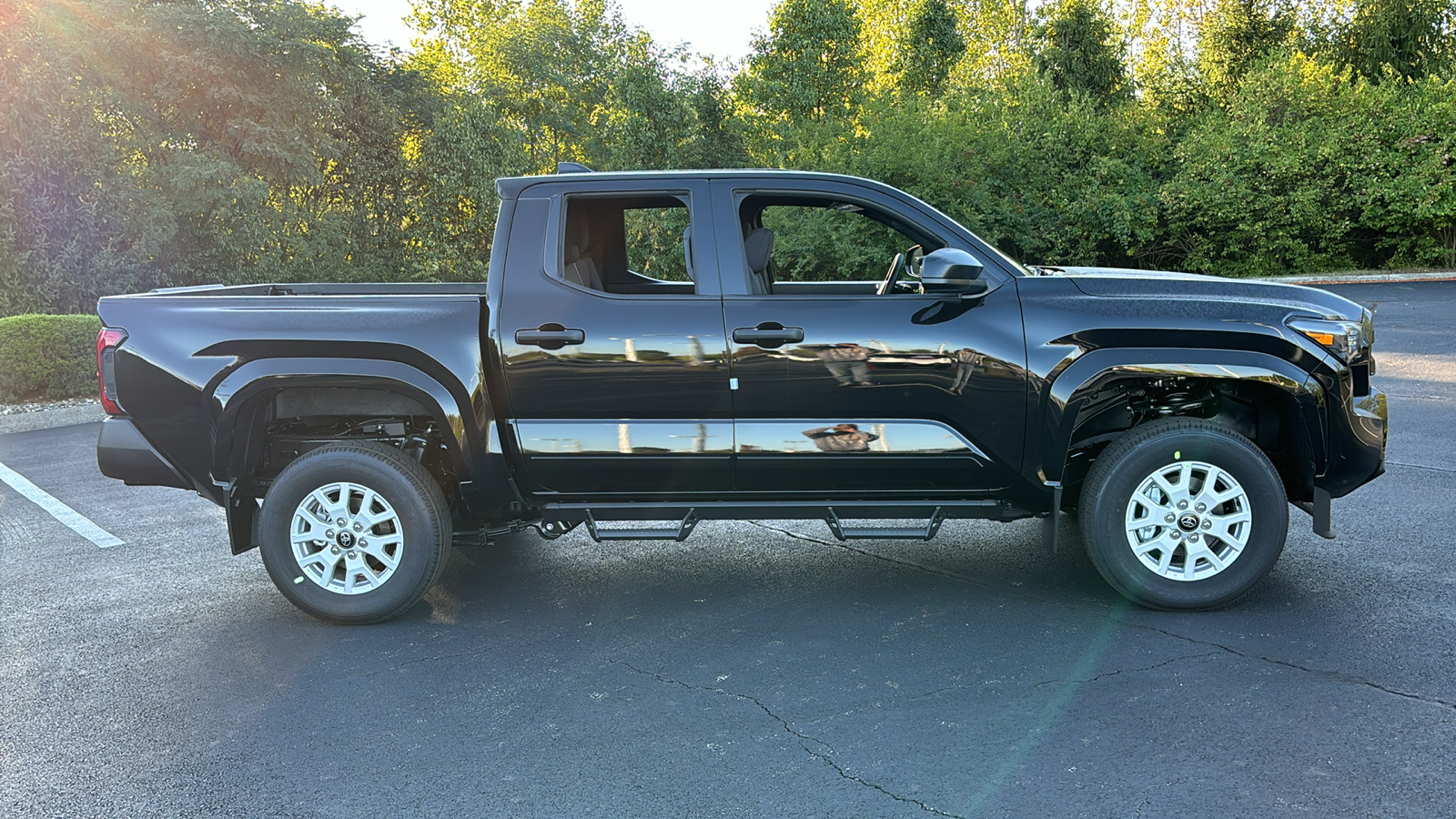 2024 Toyota Tacoma 4WD SR 3