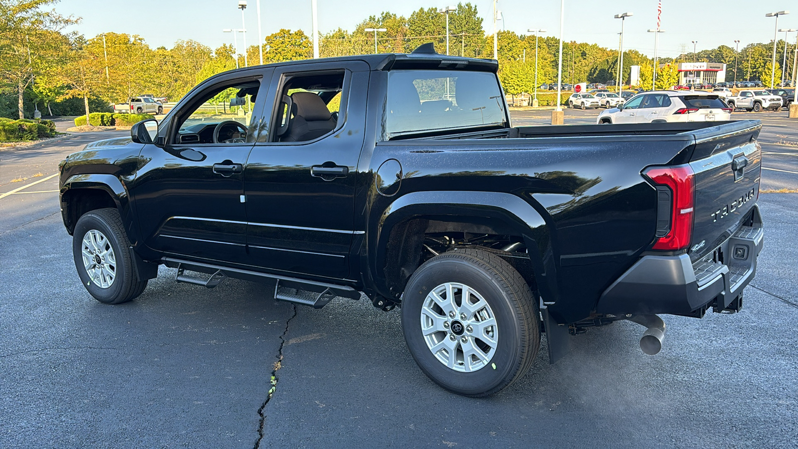 2024 Toyota Tacoma 4WD SR 14