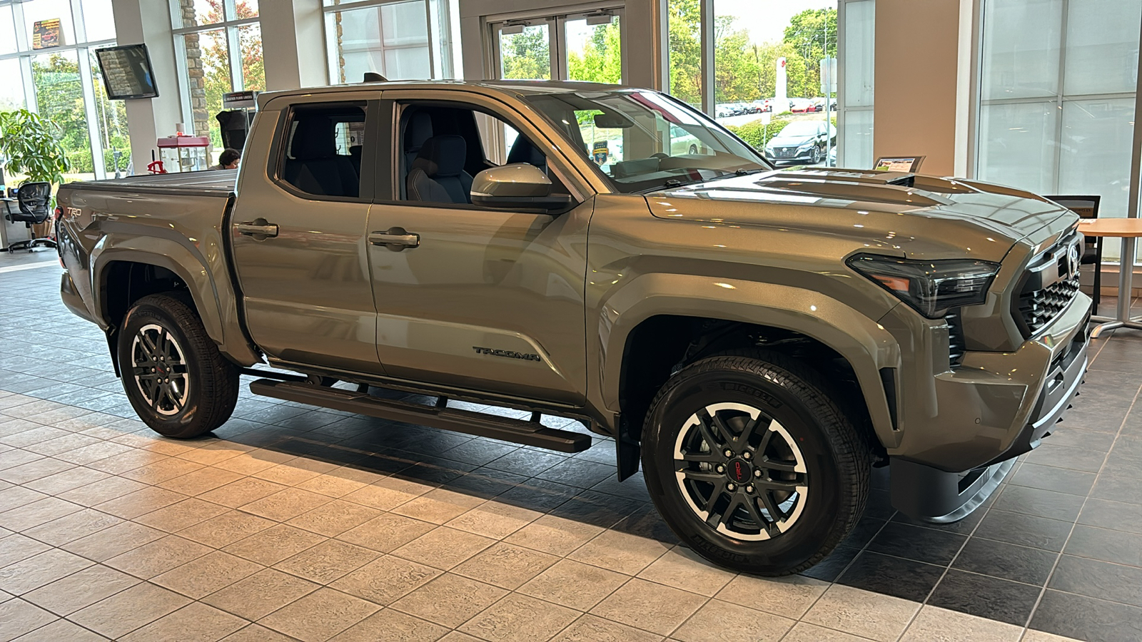 2024 Toyota Tacoma 4WD TRD Sport 3