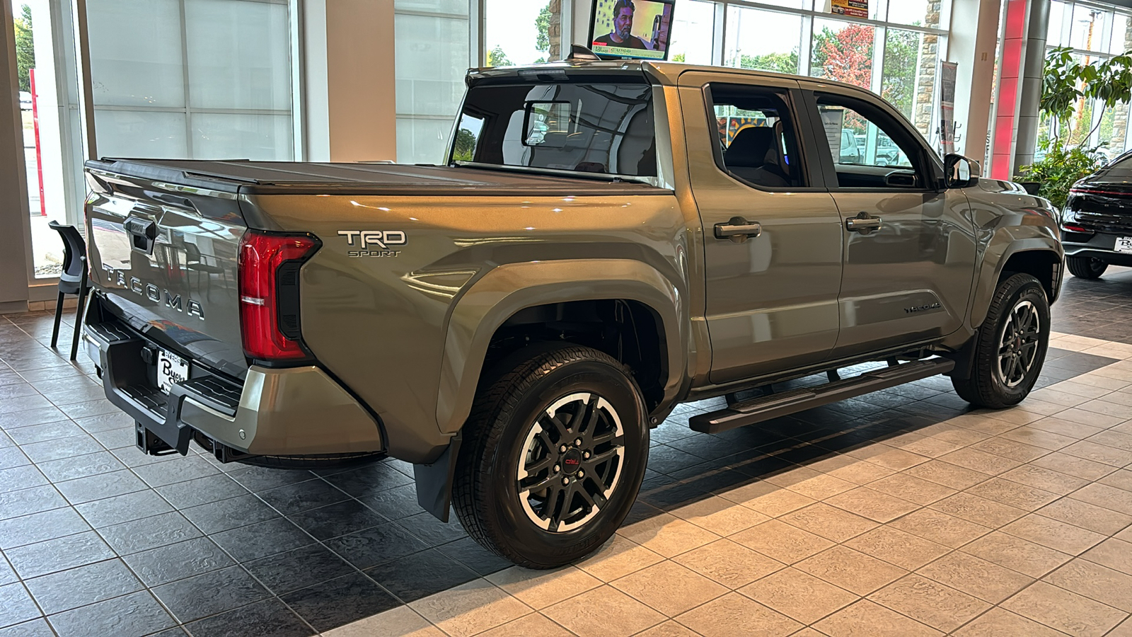 2024 Toyota Tacoma 4WD TRD Sport 10