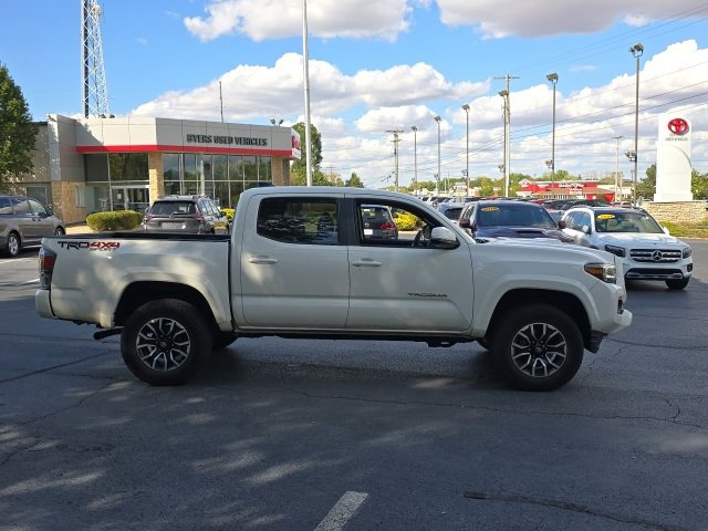 2021 Toyota Tacoma TRD Sport 9