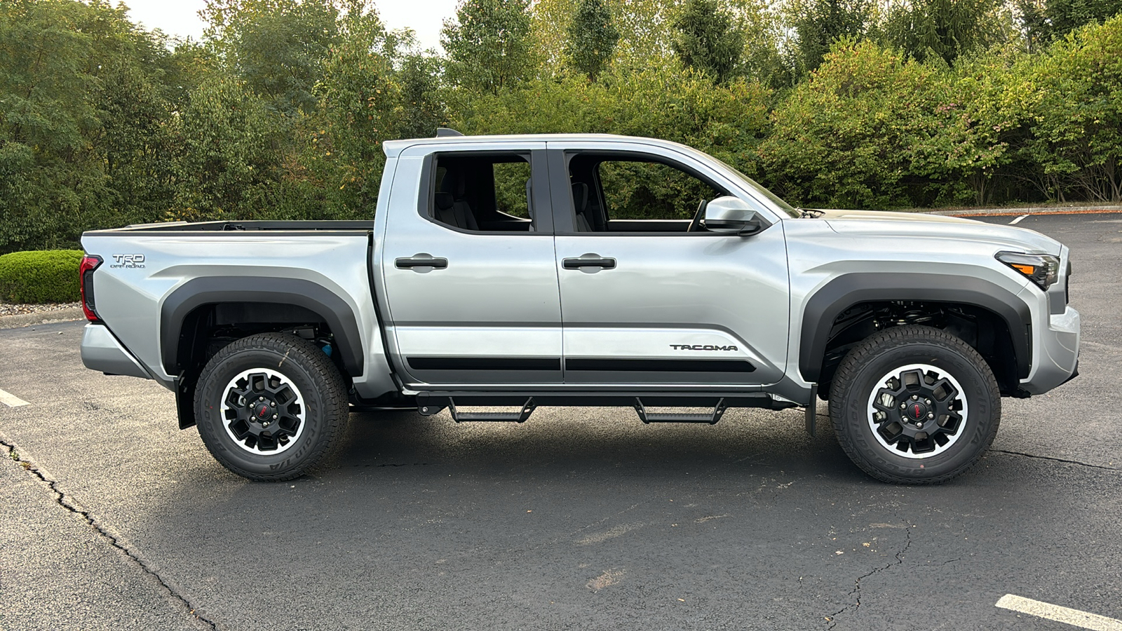 2024 Toyota Tacoma 4WD TRD Off-Road 3