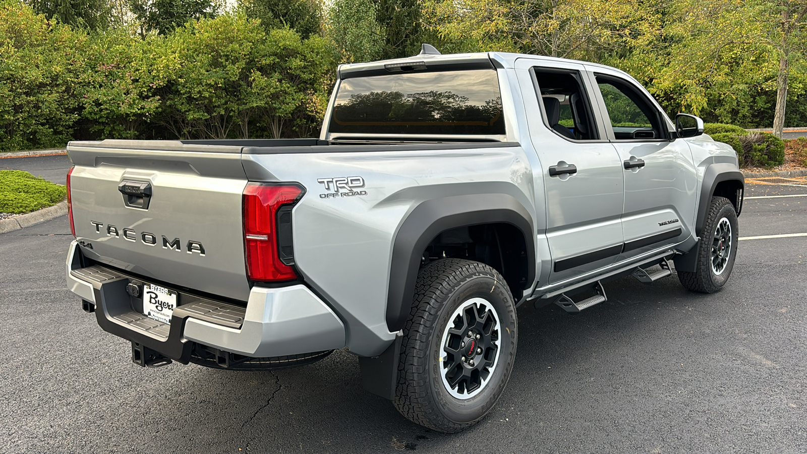 2024 Toyota Tacoma 4WD TRD Off-Road 10