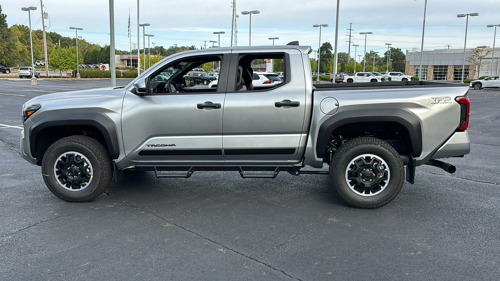 2024 Toyota Tacoma 4WD TRD Off-Road 15