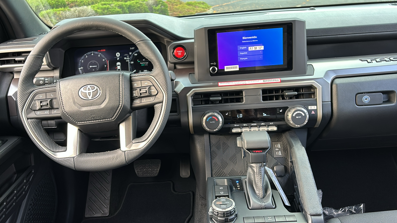 2024 Toyota Tacoma 4WD TRD Off-Road 18