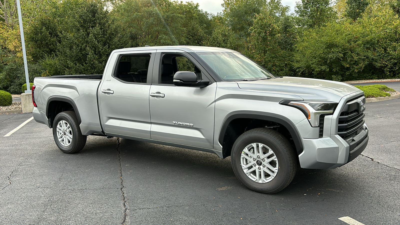 2024 Toyota Tundra 4WD SR5 2