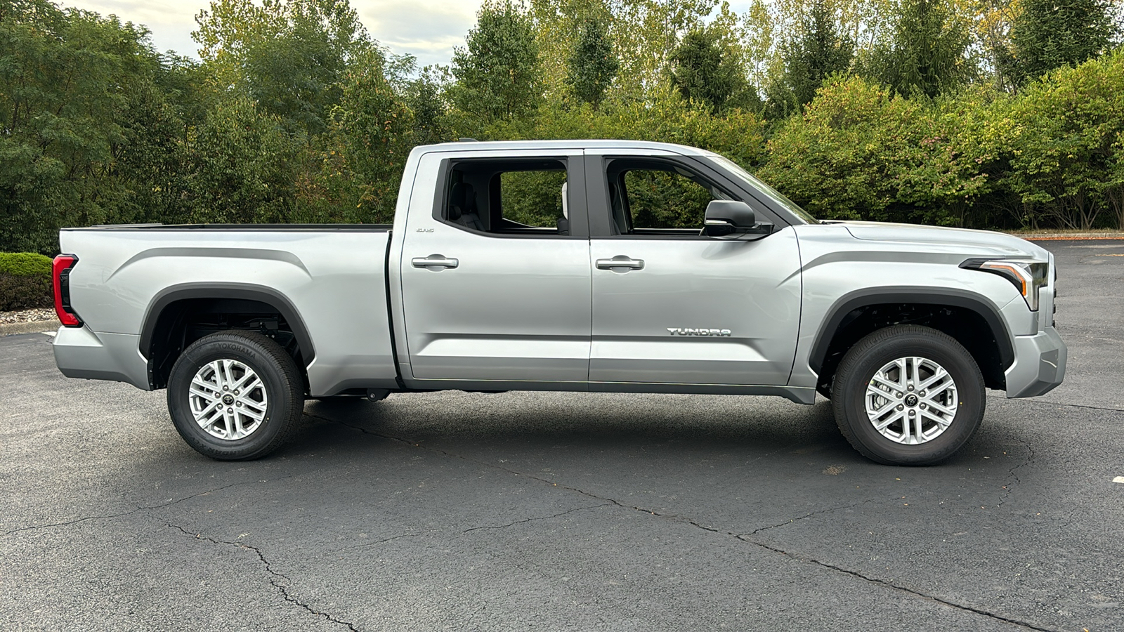 2024 Toyota Tundra 4WD SR5 3