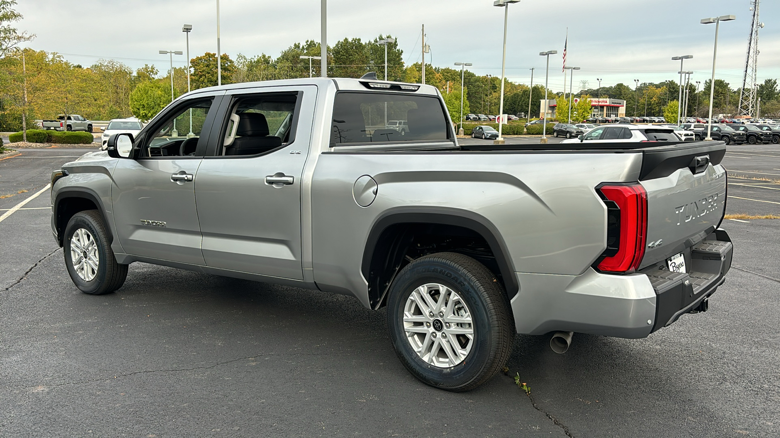 2024 Toyota Tundra 4WD SR5 14