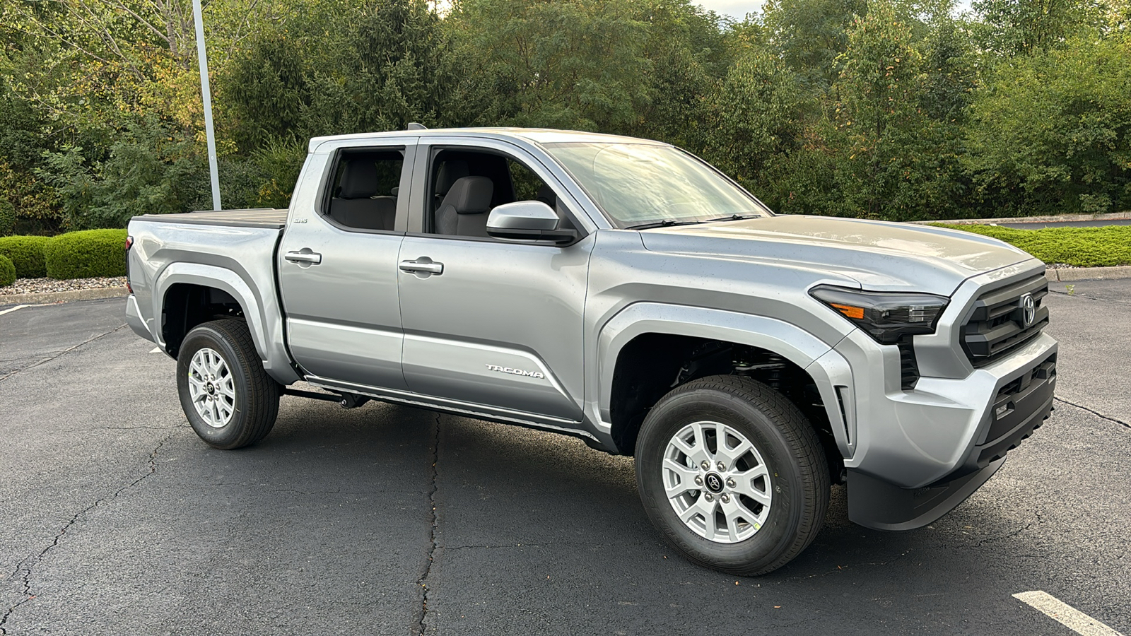 2024 Toyota Tacoma 4WD  2