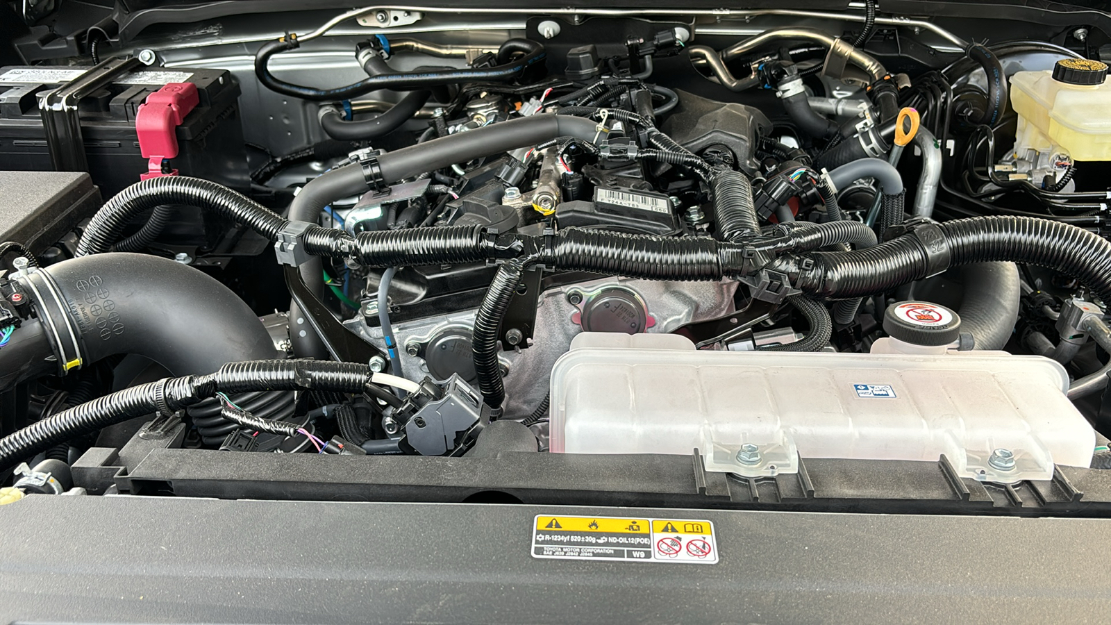 2024 Toyota Tacoma 4WD  40