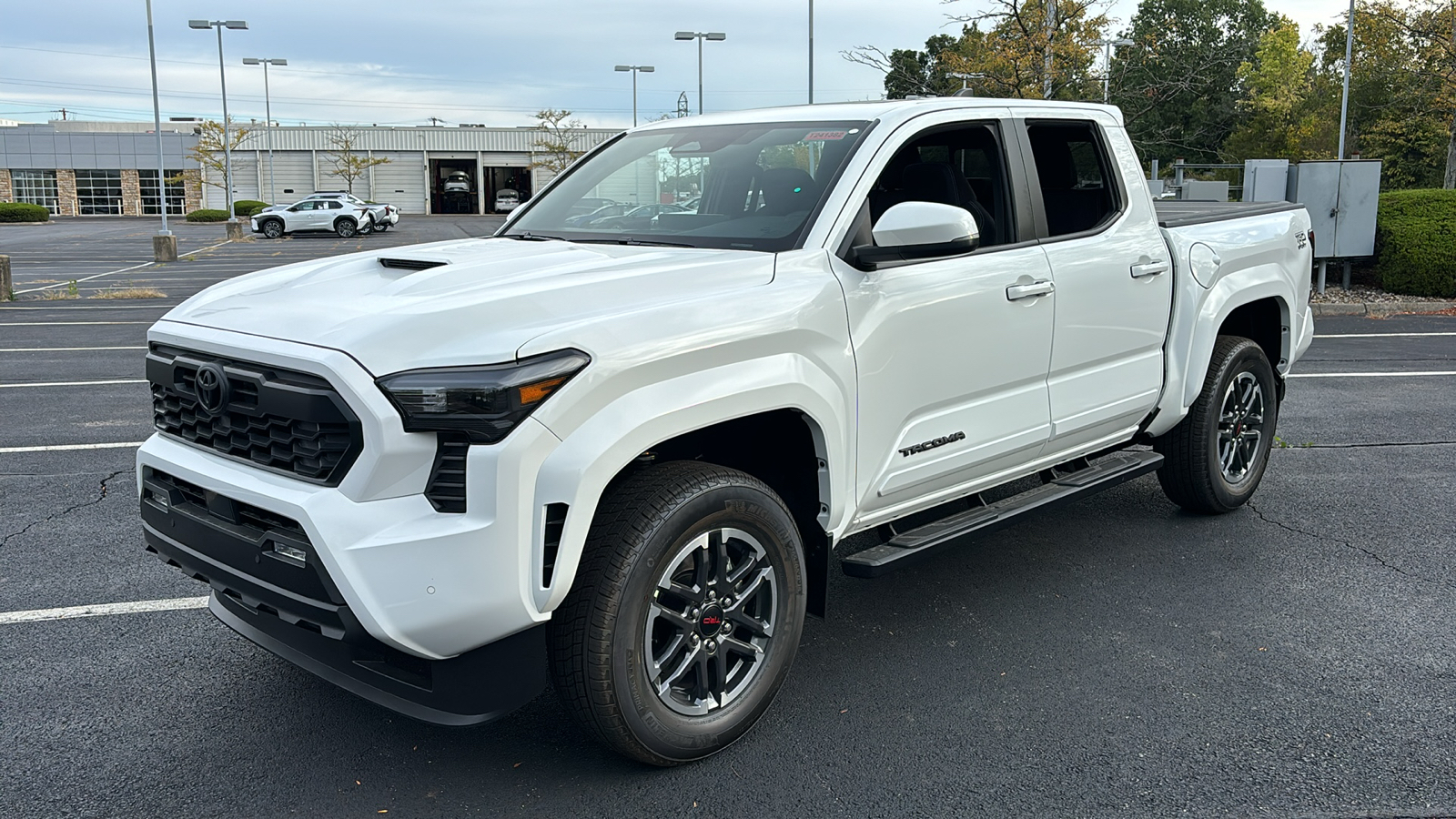 2024 Toyota Tacoma 4WD TRD Sport 43