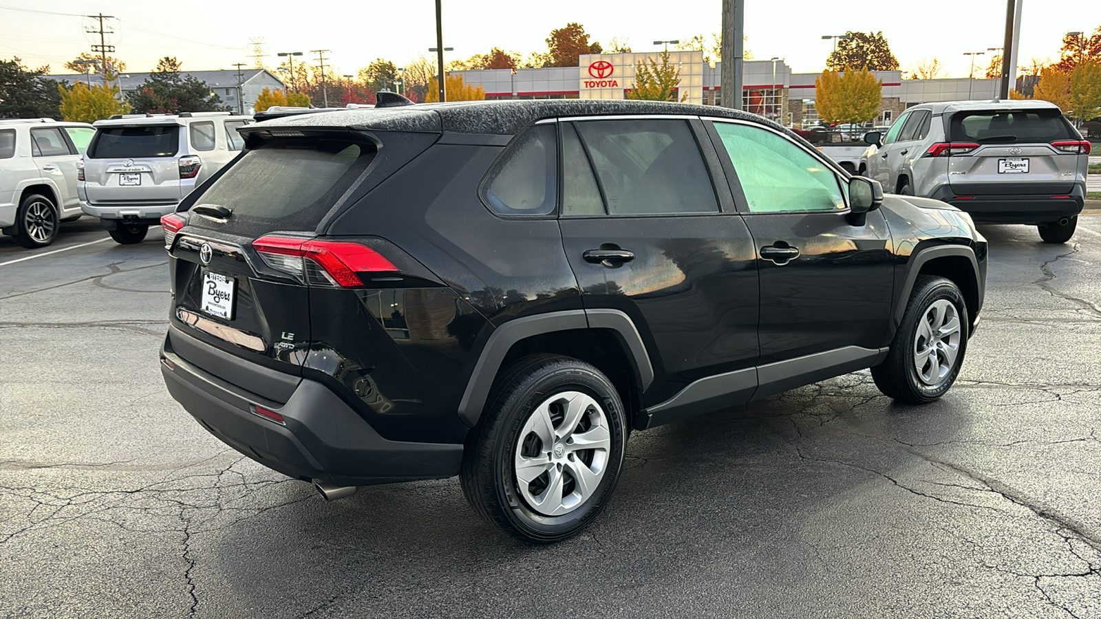 2022 Toyota RAV4 LE 42