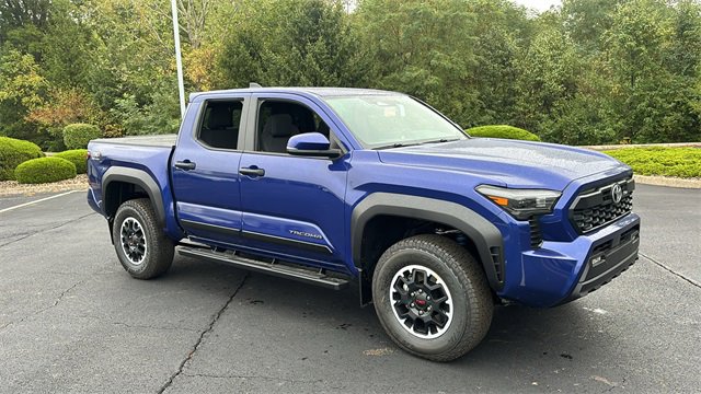 2024 Toyota Tacoma 4WD TRD Off-Road 2