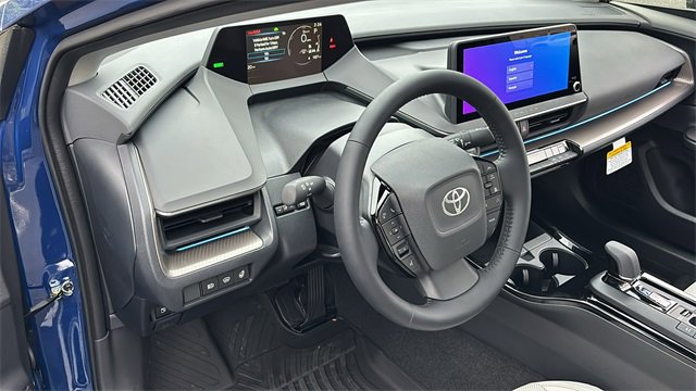 2024 Toyota Prius XLE 18