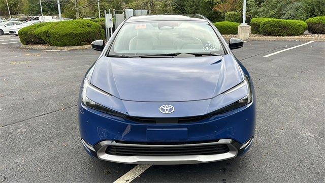 2024 Toyota Prius XLE 2