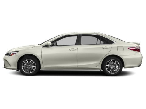 2015 Toyota Camry SE 3