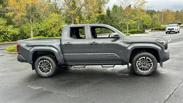 2024 Toyota Tacoma 4WD TRD Sport 3