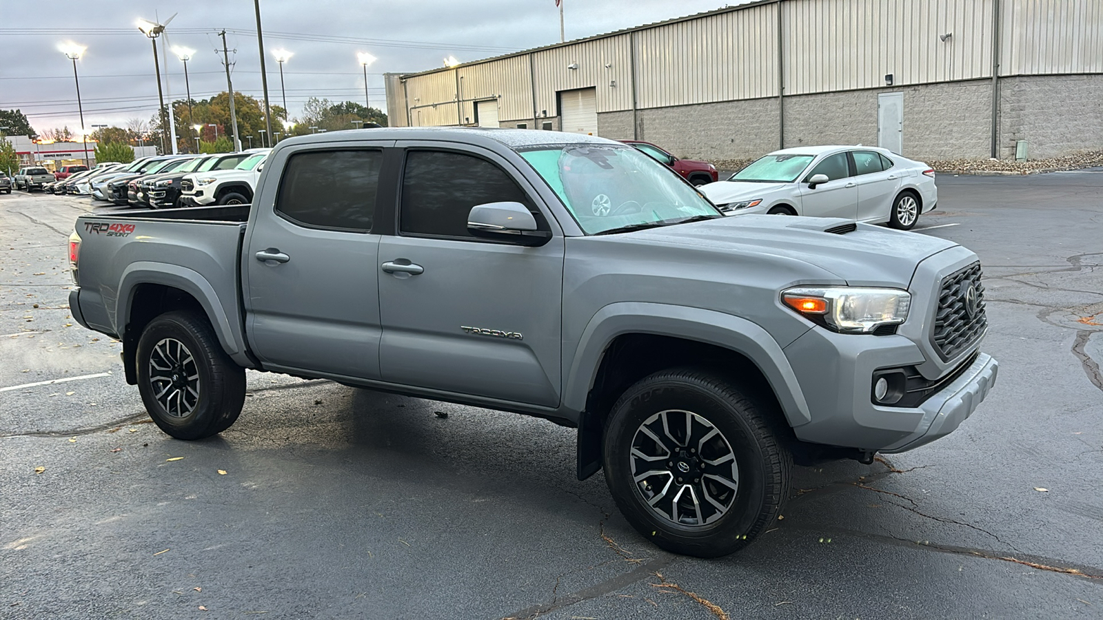 2020 Toyota Tacoma TRD Sport 2