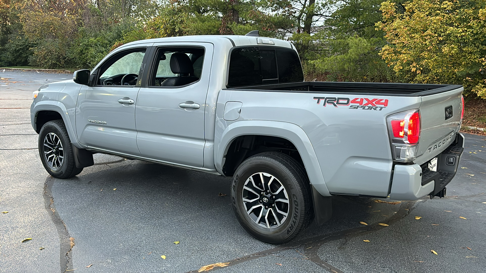 2020 Toyota Tacoma TRD Sport 41