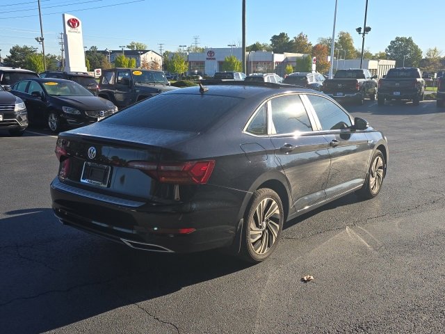 2019 Volkswagen Jetta SEL Premium 8