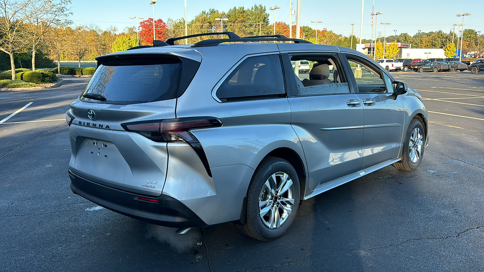 2024 Toyota Sienna XLE 9