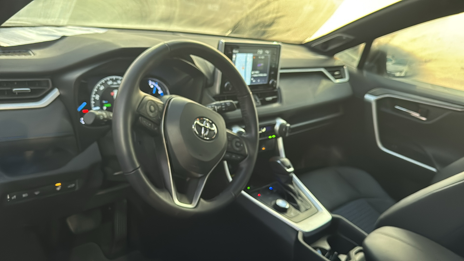 2021 Toyota RAV4 Hybrid XSE 13