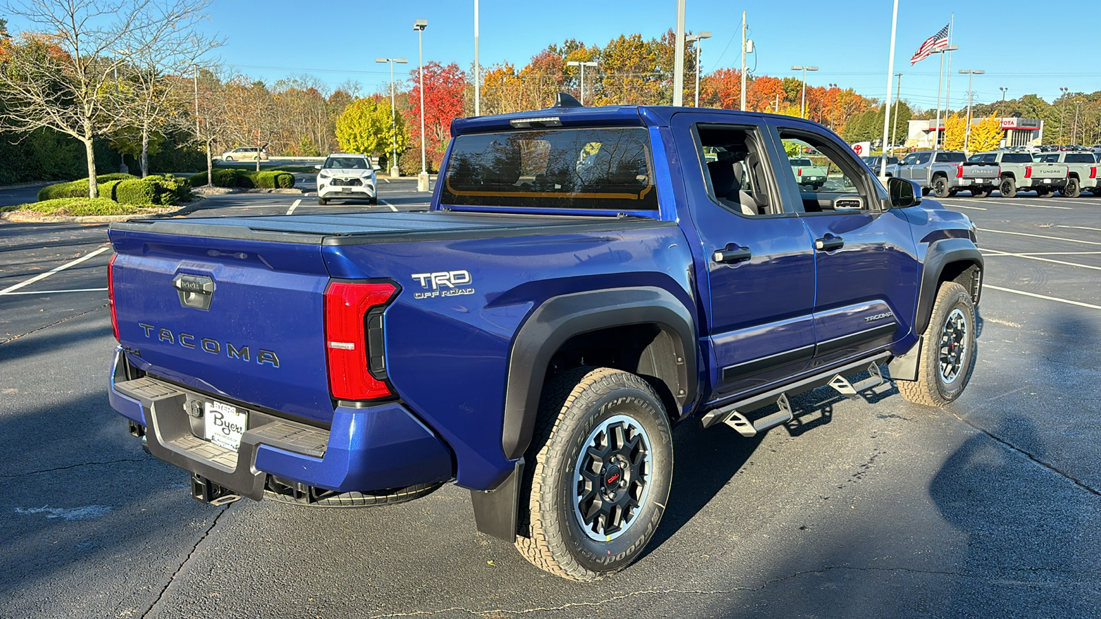 2024 Toyota Tacoma 4WD TRD Off-Road 10