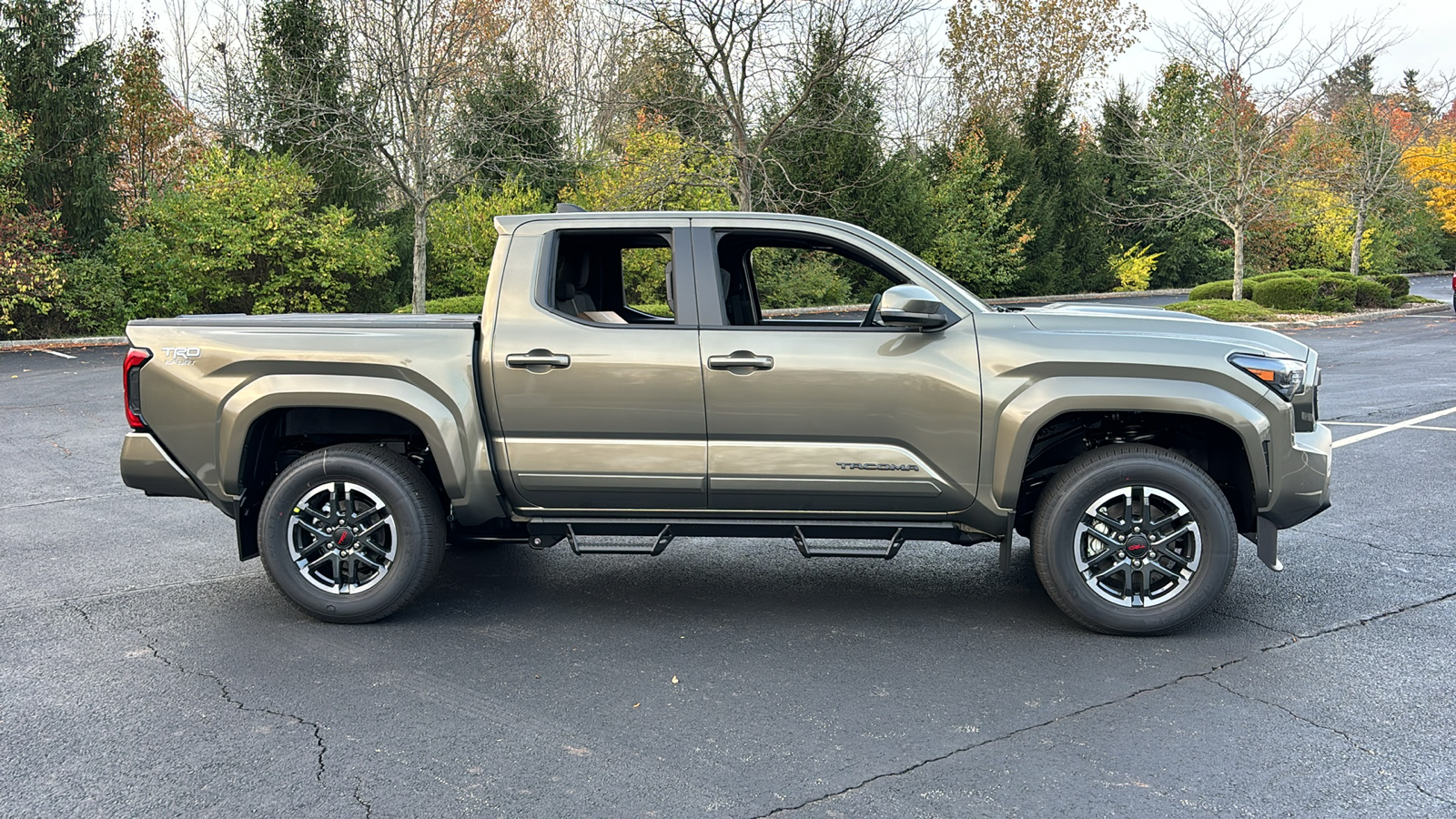 2024 Toyota Tacoma 4WD TRD Sport 3