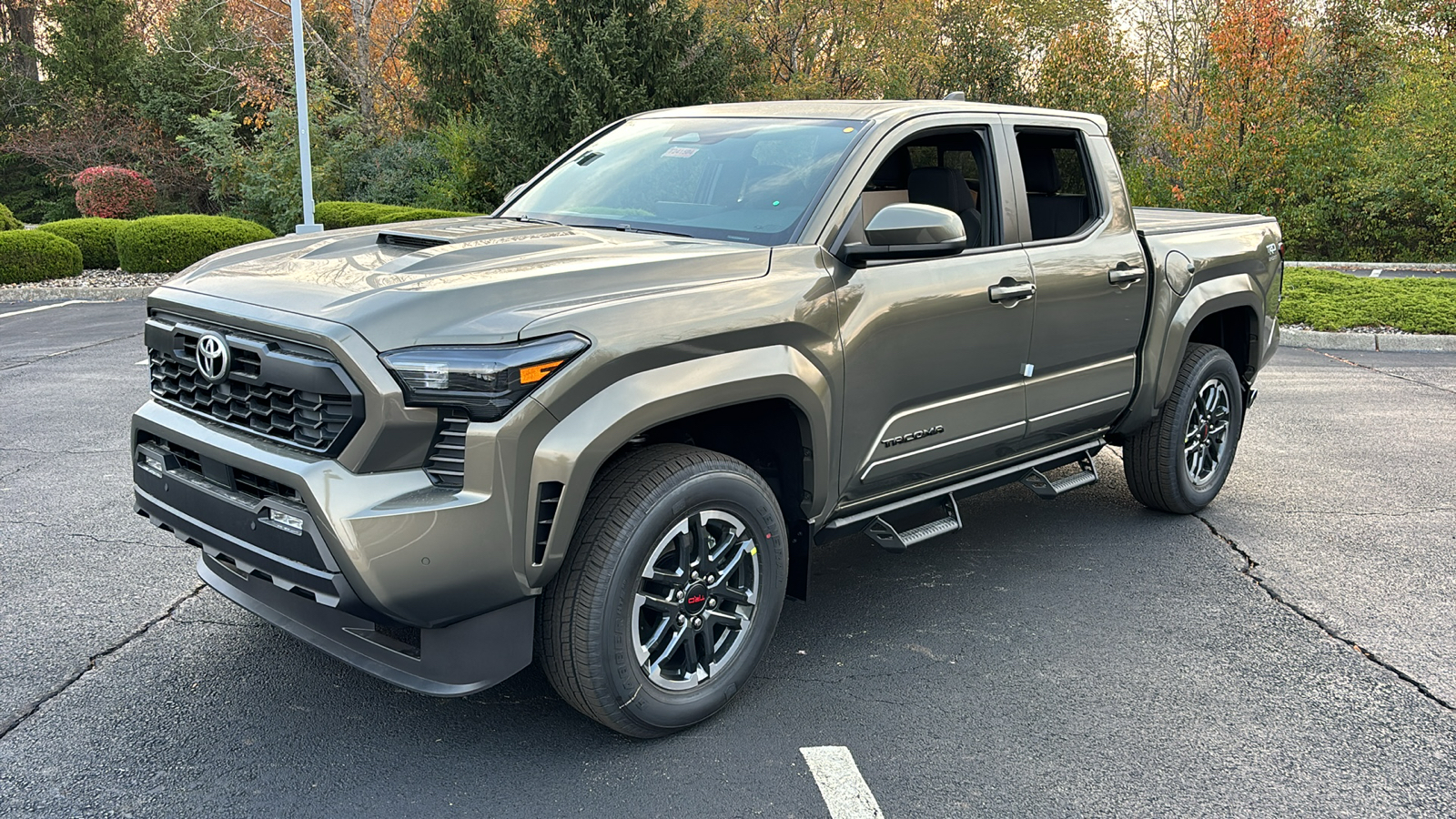 2024 Toyota Tacoma 4WD TRD Sport 43